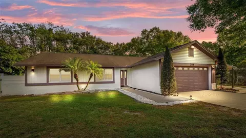 704 Stony Creek Ct, Orlando, FL 32807