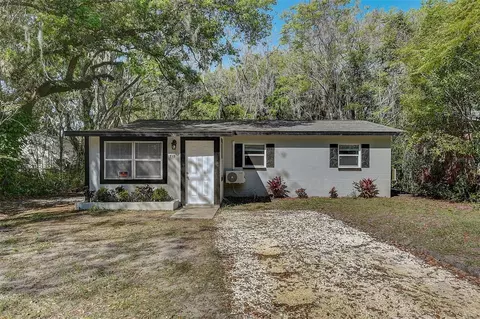 715 N Chester St, Leesburg, FL 34748