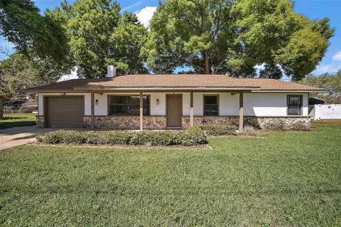 5721 SE 24th St, Ocala, FL 34480
