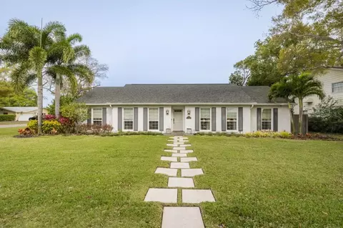 713 Karlyn Dr, Clearwater, FL 33755