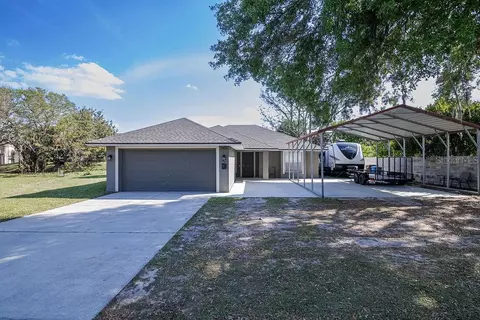 1415 E Grace Ave, Haines City, FL 33844