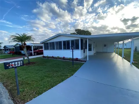 6688 Briarhill Dr NE, Winter Haven, FL 33881