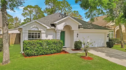 290 Oak Park Pl, Casselberry, FL 32707