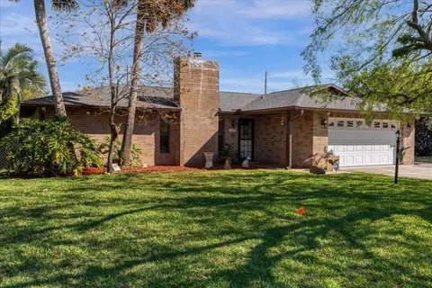 1046 Windbrook Dr, Deltona, FL 32725
