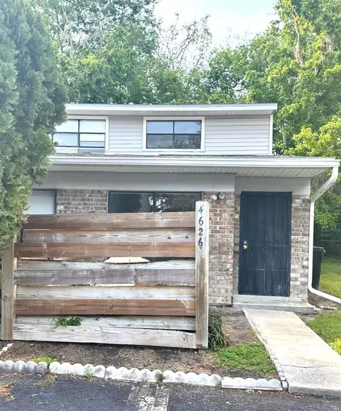 4626 SW 44th Ln, Gainesville, FL 32608