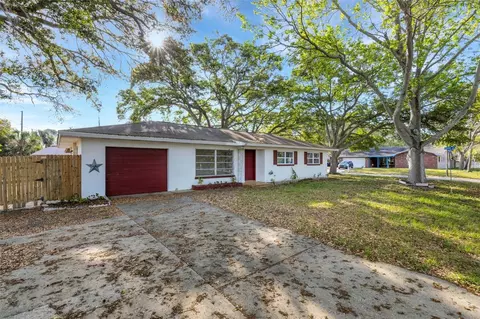 1759 Weston Dr, Clearwater, FL 33755