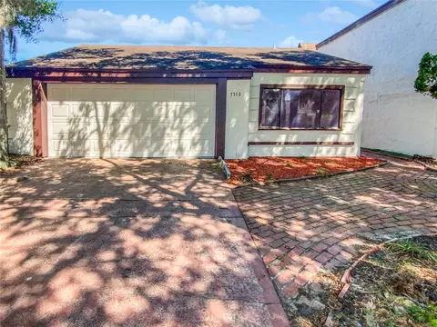 7513 Rocky Point Dr, Hudson, FL 34667