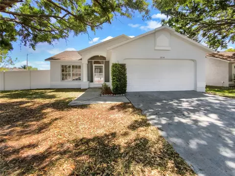 1214 Grassy Meadow Pl, Brandon, FL 33511