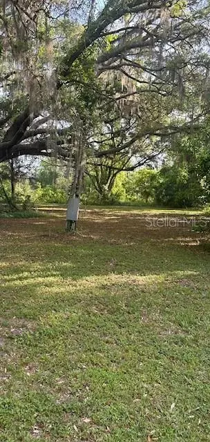 246 Lakeview Way, Interlachen, FL 32148
