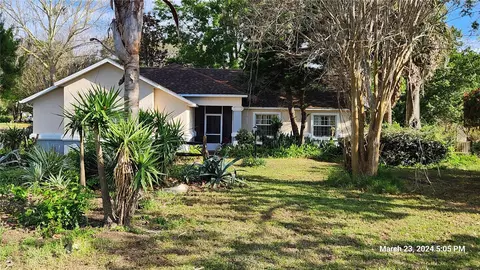 10520 Cook Lake Ct, Leesburg, FL 34788