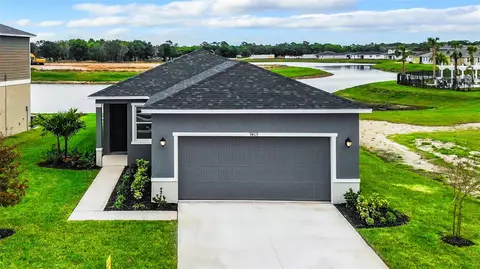 9409 Sandy Bluffs Cir, Parrish, FL 34219