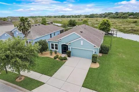 322 Blue Cypress Dr, Groveland, FL 34736