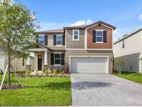 1725 Carnelian St, Deland, FL 32720