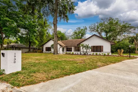 1930 Maple Leaf Dr, Windermere, FL 34786