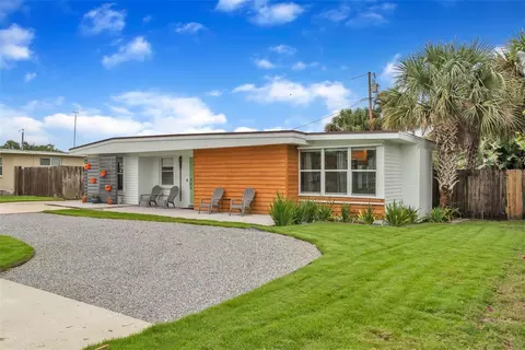 1811 N Peninsula Ave, New Smyrna Beach, FL 32169