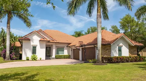 9861 Grosvenor Pointe Cir, Windermere, FL 34786