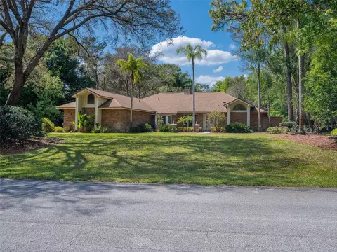 125 W Greentree Ln, Lake Mary, FL 32746