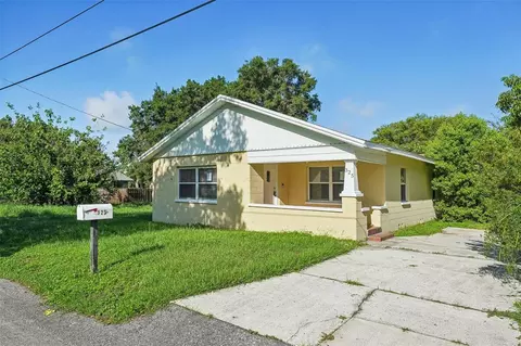 325 S 9th Ave, Bartow, FL 33830