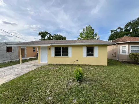 4135 Raleigh St, Orlando, FL 32811