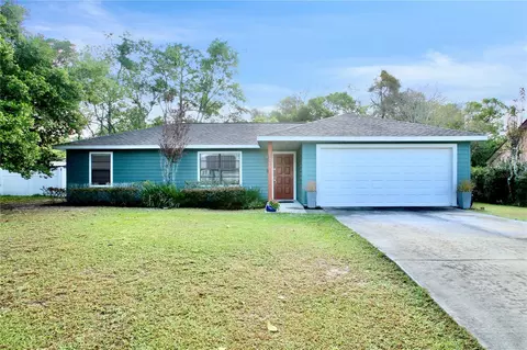 2909 Burlington Ave, Deltona, FL 32738