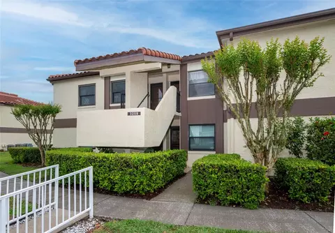 3259 Westridge Blvd #202, Orlando, FL 32822