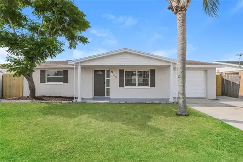 7124 Potomac Dr, Port Richey, FL 34668