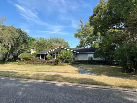 3322 Lake Shore Dr, Orlando, FL 32803