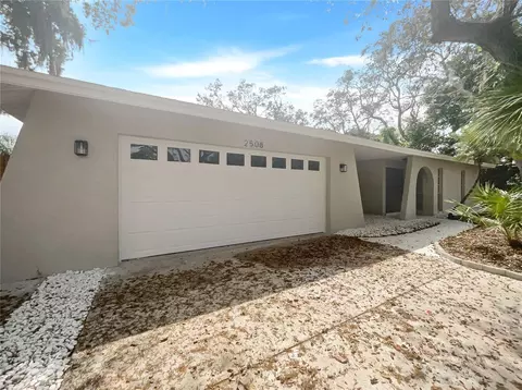 2508 Jamaica St, Sarasota, FL 34231