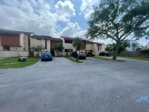 15024 SW 89 Ter, Miami, FL 33196
