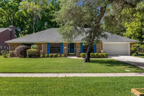 1914 Hidden Pine Ln, Apopka, FL 32712