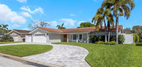 1431 47th Ave NE, Saint Petersburg, FL 33703