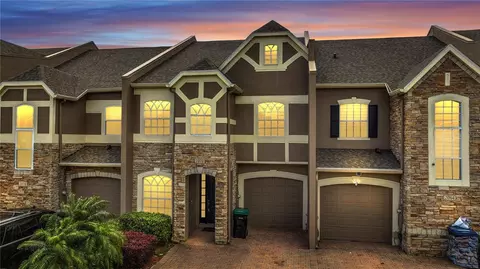 2070 Chatham Place Dr, Orlando, FL 32824