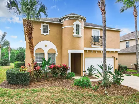 8567 La Isla Dr, Kissimmee, FL 34747