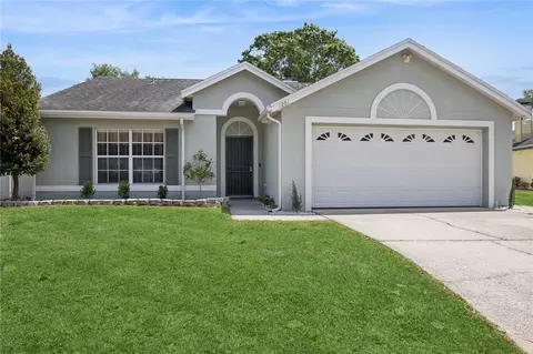 1261 Whispering Winds Ct, Apopka, FL 32703