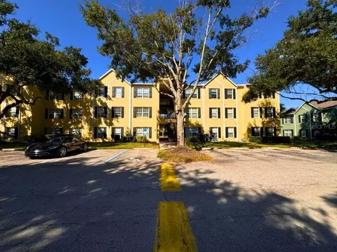 2019 Dixie Belle Dr #V, Orlando, FL 32812