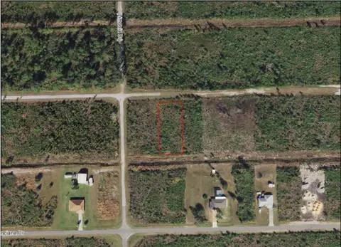 121 Valencia Dr, Indian Lake Estates, FL 33855