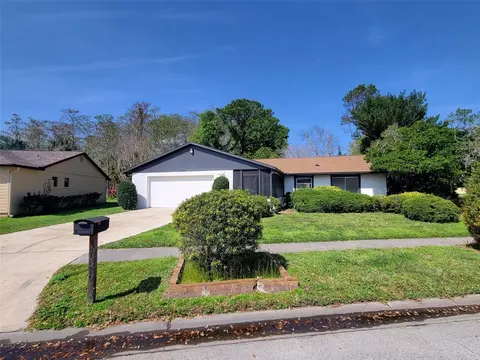 10510 Lazy Lake Dr, Orlando, FL 32821
