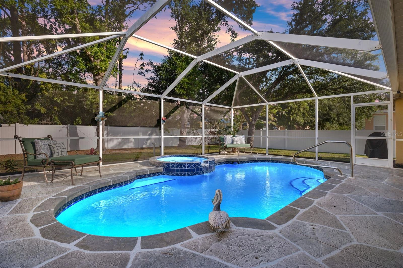 3699 N Chamberlain Blvd  