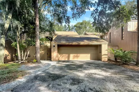 102 Autumn Dr, Longwood, FL 32779