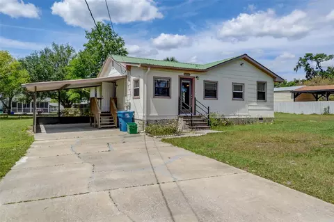 656 Rhodes Dr, Deland, FL 32720