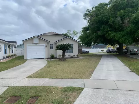 2046 Tropic Bay Ct, Orlando, FL 32807