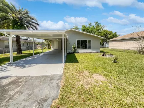 37 Spring Loop Cir, Ocala, FL 34472