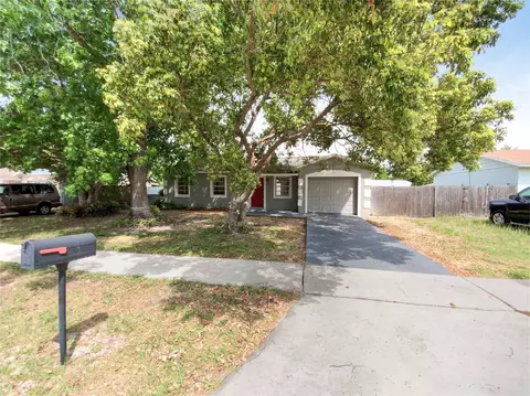 2933 Notre Dame Dr, Orlando, FL 32826