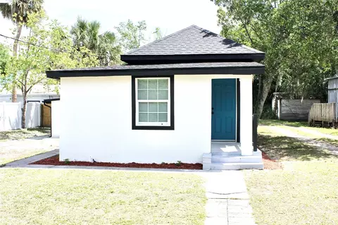 215 N Beaumont Ave, Kissimmee, FL 34741