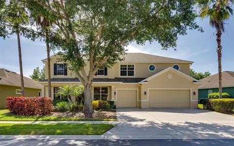 10304 Mallard Landings Way, Orlando, FL 32832