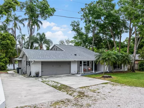 835 Lake Marion Dr, Altamonte Springs, FL 32701