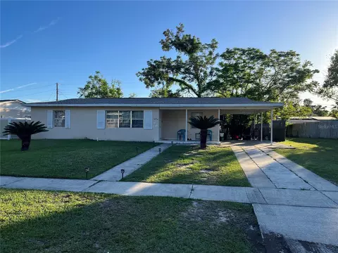 1452 Falmouth Ave, Deltona, FL 32725