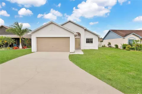 2051 Sarah Louise Dr, Brandon, FL 33510
