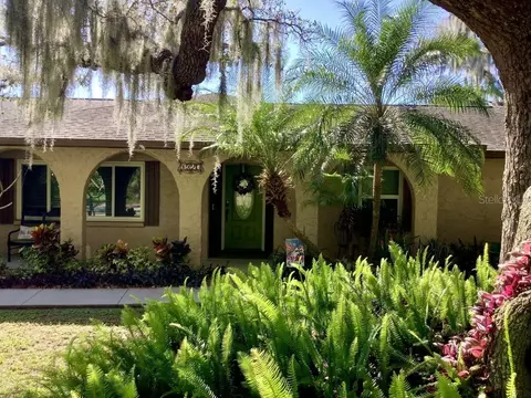 1320 Berkshire Dr, Brandon, FL 33511
