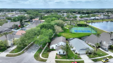 501 Ballyshannon Dr, Davenport, FL 33897